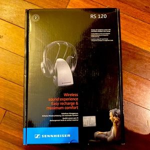 RS 120 Wireless RF Head Phone System By Sennheiser